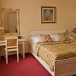 Hotel Alqush Downtown 4*