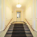 Alqush Downtown Hotel
