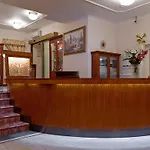 Alqush Downtown 4* Praha