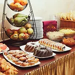 Alqush Downtown Hotel 4*