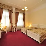 Hotel Alqush Downtown 4*