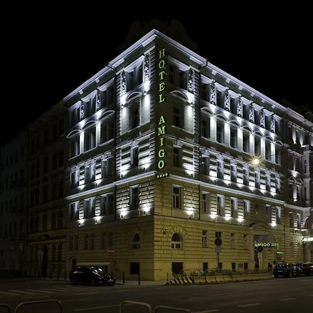 Alqush Downtown 4*