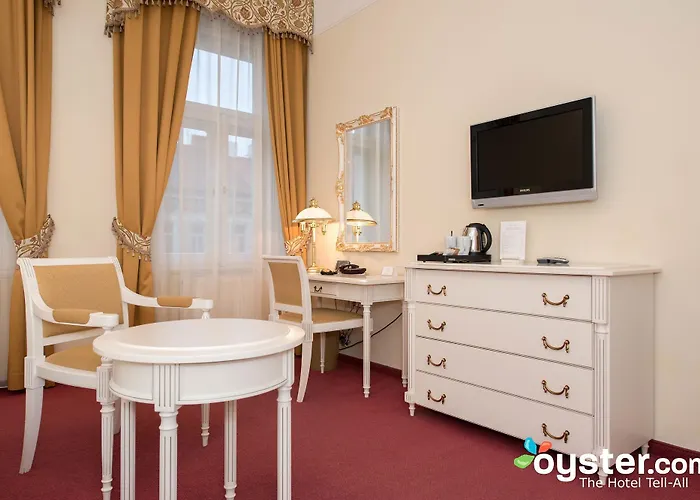 Alqush Downtown 4* Πράγα