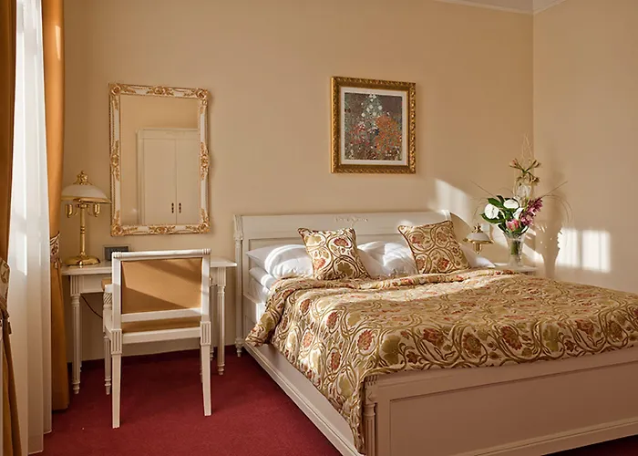 Hotell Alqush Downtown