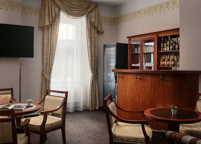 Hotell Alqush Downtown 4*
