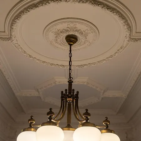 Alqush Downtown 4*
