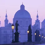 Alqush Downtown 4* Prag