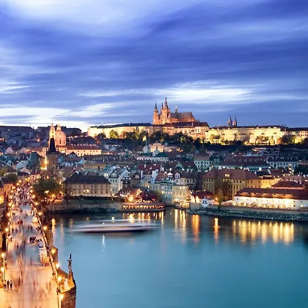 Alqush Downtown Prague