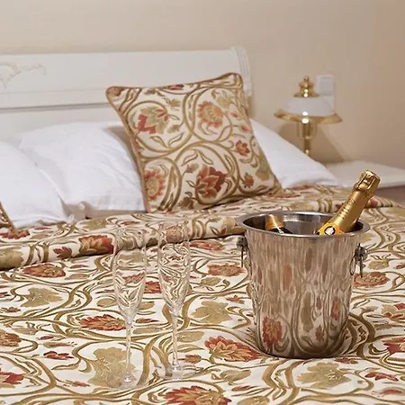 Hotel Alqush Downtown